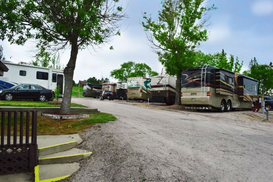 11 Perfect RV Camp Spots in South Dakota (Both parks and rustic) Camper Report