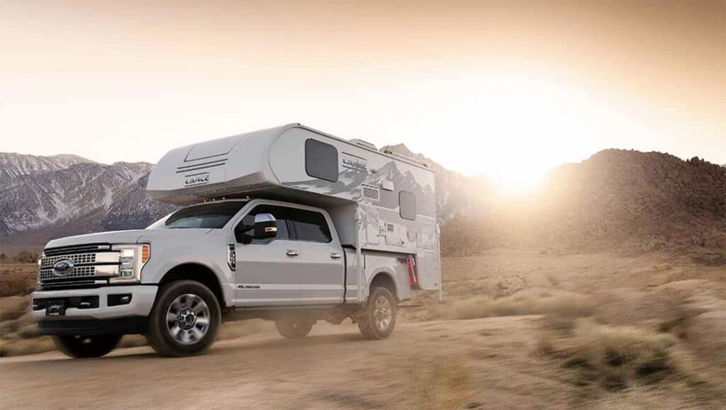 lightweight truck campers