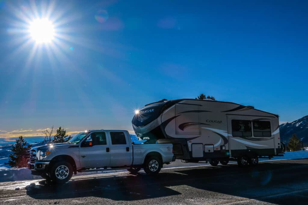 fifth wheel towing tips