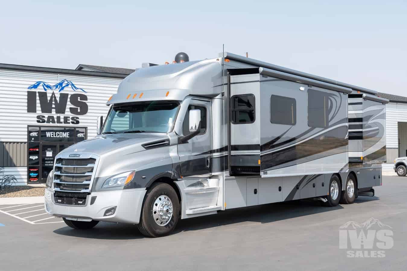 Class C Sel Rv With A Garage