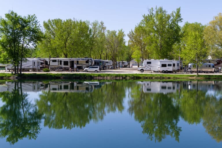 waterfront RV park - new RV parks feature image