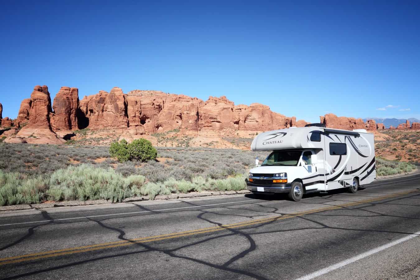 RV in Utah - feature image for age restrictions
