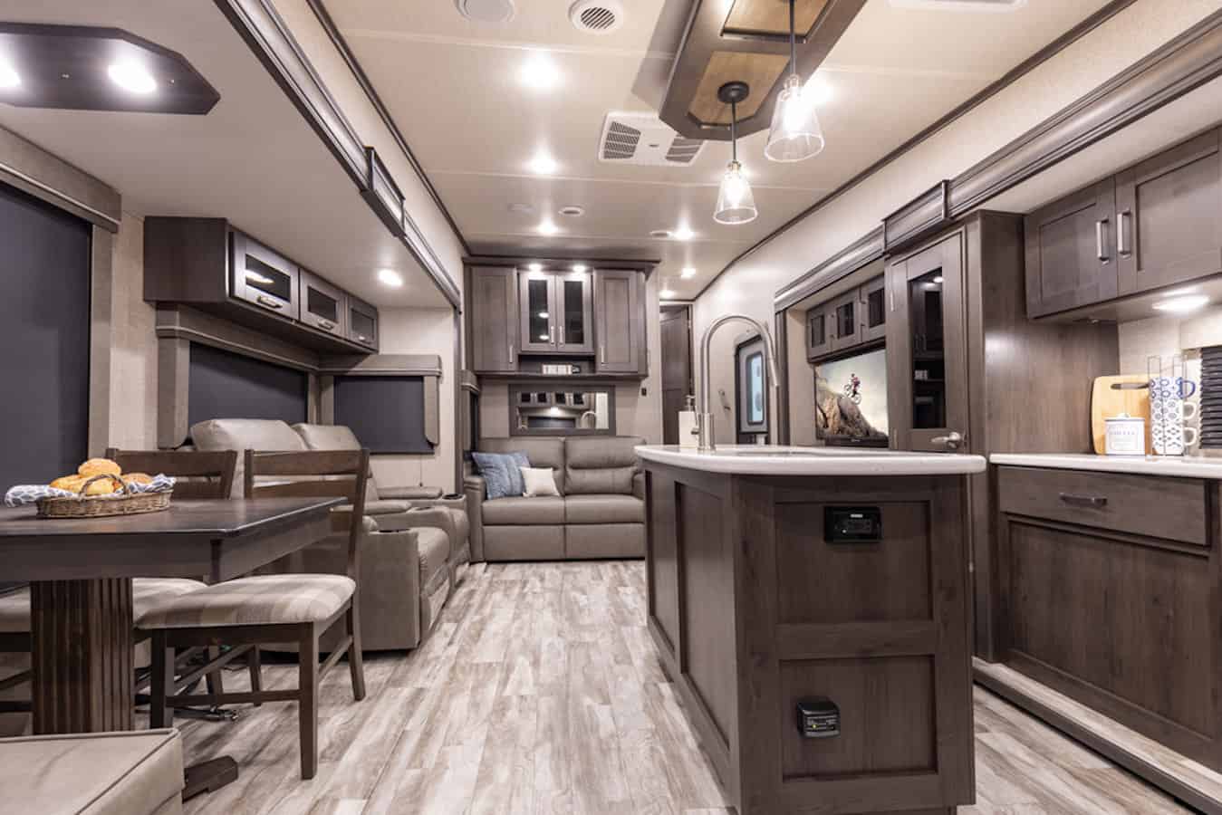 Take A Look At The 2022 Grand Design Reflection Fifth Wheel
