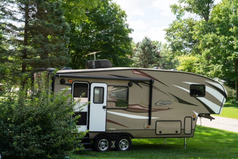 fifth wheel in site - feature image for fifth wheel camper financing