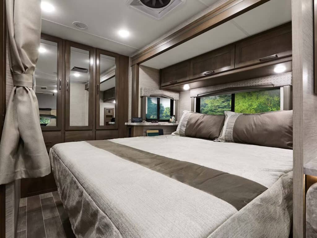 bedroom in Chateau RVs