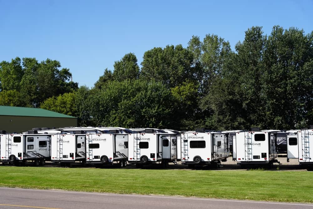 RVs at dealer - feature image for RV recalls