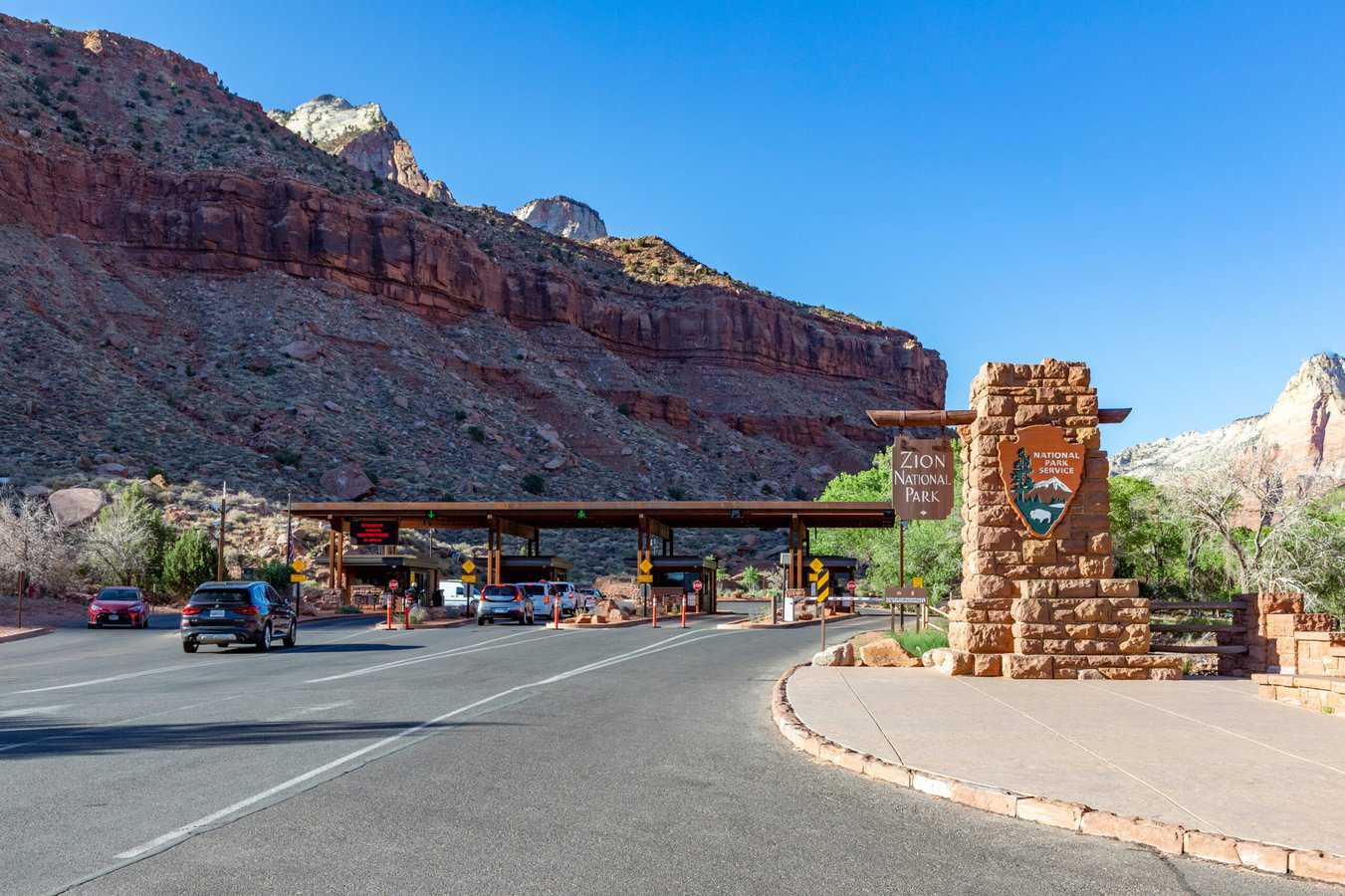 national park entrance, feature image for national park permits